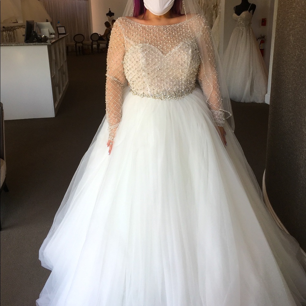 Maggie Sottero Fitzgerald Wedding Dress size 12